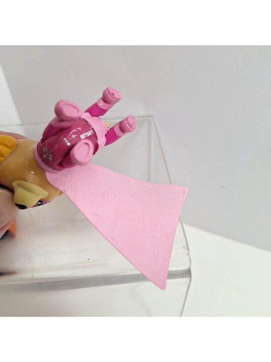 Paw Patrol Super Pups Action Figures Set Skye And Rocky Mini Figures With Capes - Picture 10 of 16